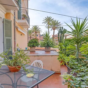  Appartement Vivi La Dolce A Due Passi Dal Mare